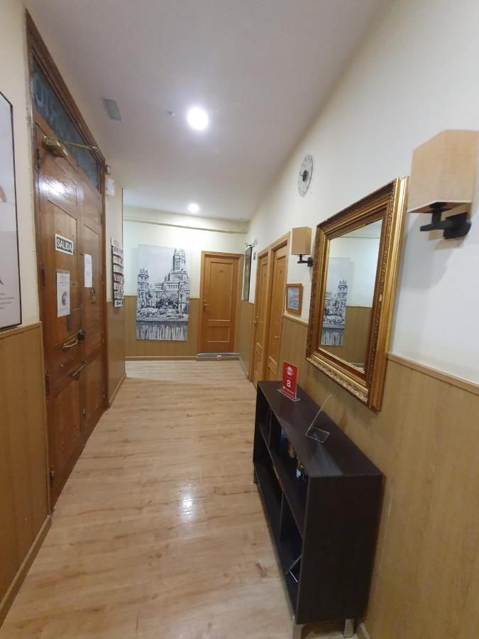 מדריד Hostal Oporto מראה חיצוני תמונה