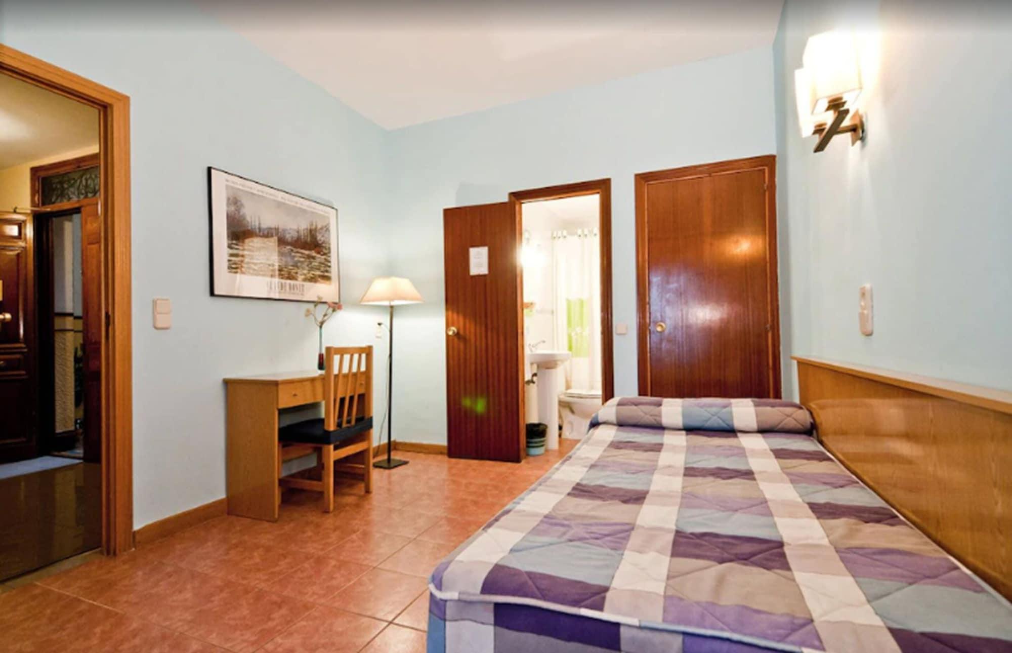 מדריד Hostal Oporto מראה חיצוני תמונה