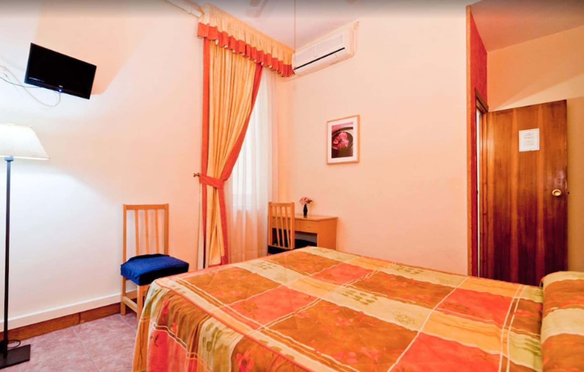 מדריד Hostal Oporto מראה חיצוני תמונה