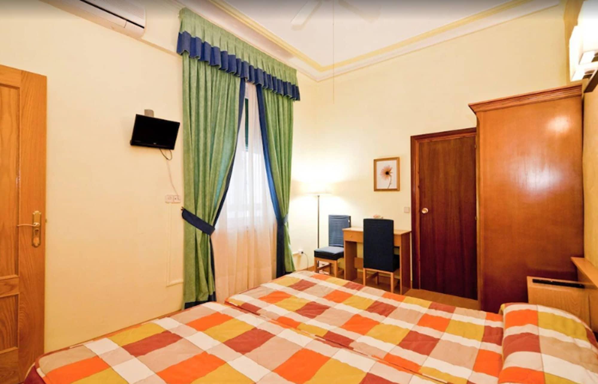 מדריד Hostal Oporto מראה חיצוני תמונה